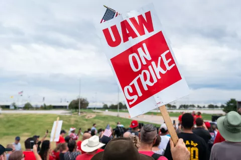 Auto Workers Strike In Michigan thumbnail
